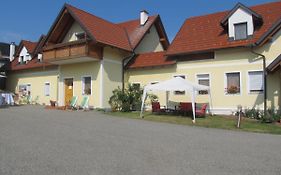 Apfelhof Flieder